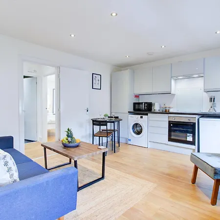 Wonderful Two-Bedroom Apartment London Exterior photo