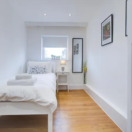 Wonderful Two-Bedroom Apartment London Exterior photo